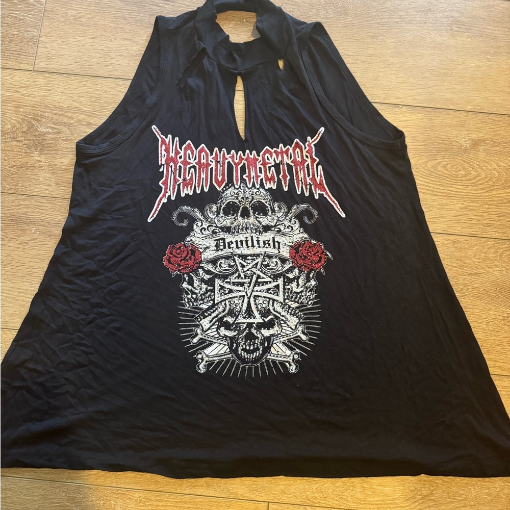 Black Sleeveless Graphic Top